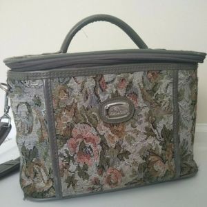 Vintage Jordache Travel Makeup Bag
